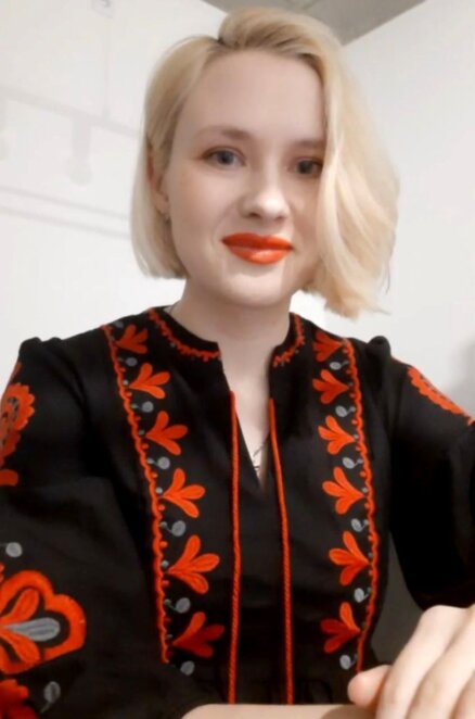 и