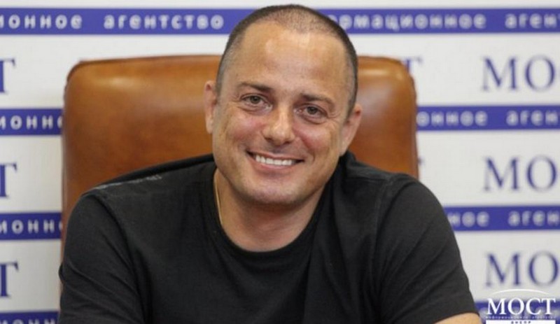 чиновник