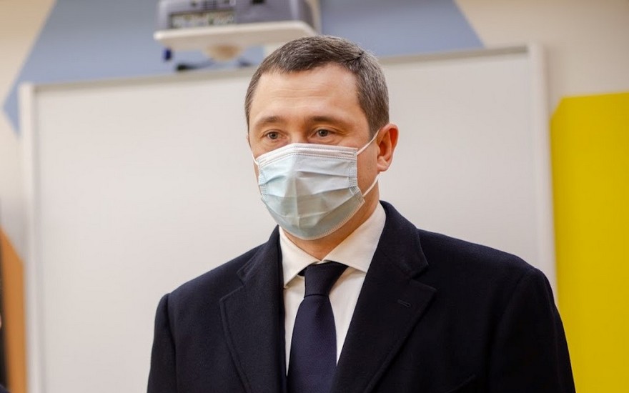 чиновник