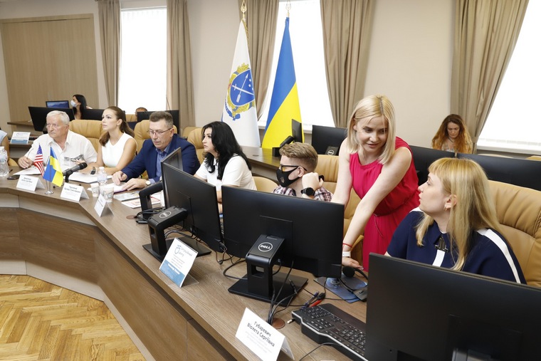 чиновник