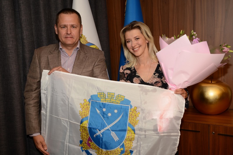 он