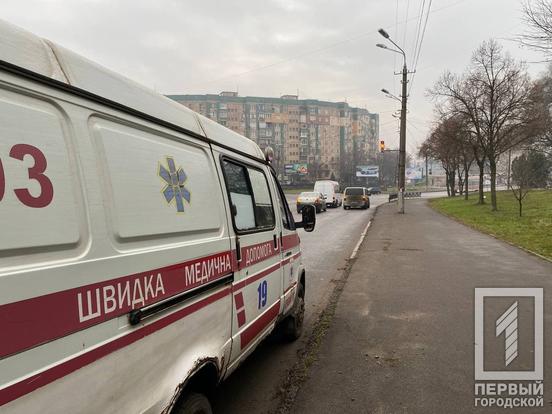 В Кривом Роге пенсионерка выпала из окна седьмого этажа