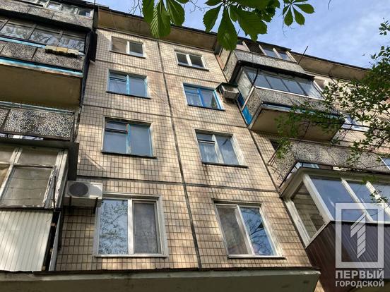 В Кривом Роге мужчина повесился на проволоке в квартире