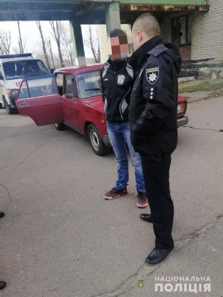 В Павлограде мужчина угрожал покончить с собой