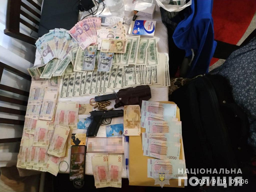 На Днепропетровщине вооруженные фермеры держали в рабстве 60 человек
