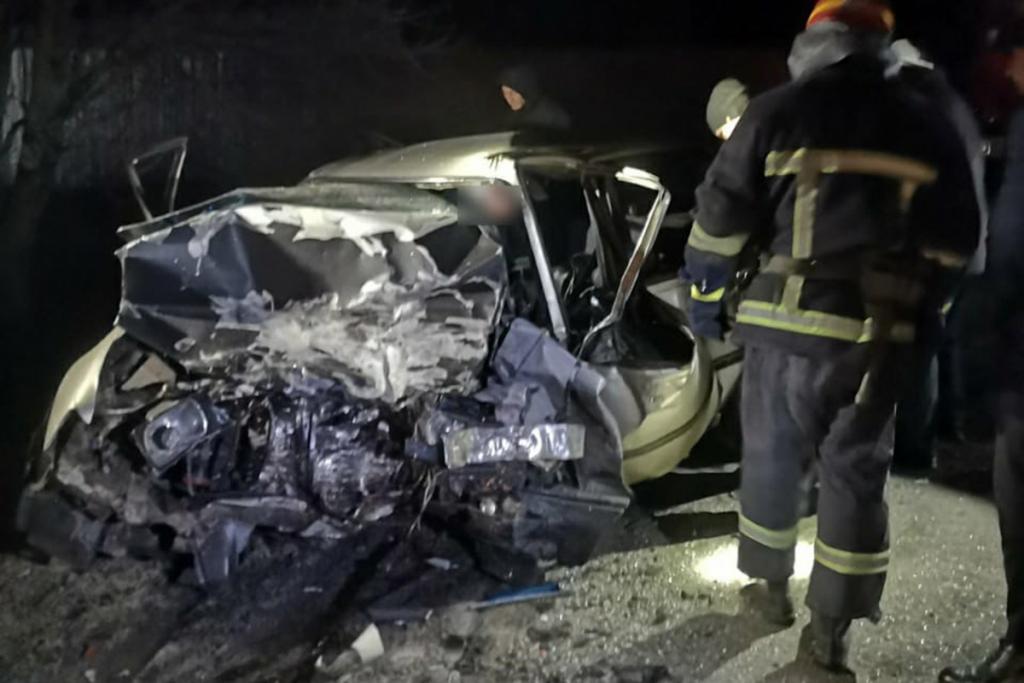 На Днепропетровщине две легковушки угодили в ДТП