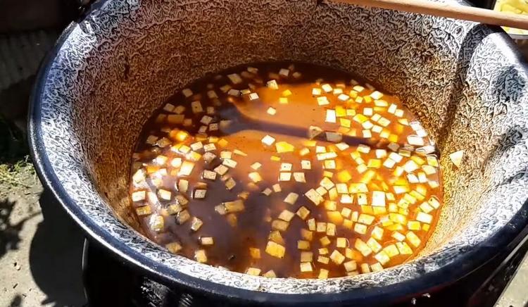 Бограч-гуляш из говядины по-венгерски: рецепт с фото