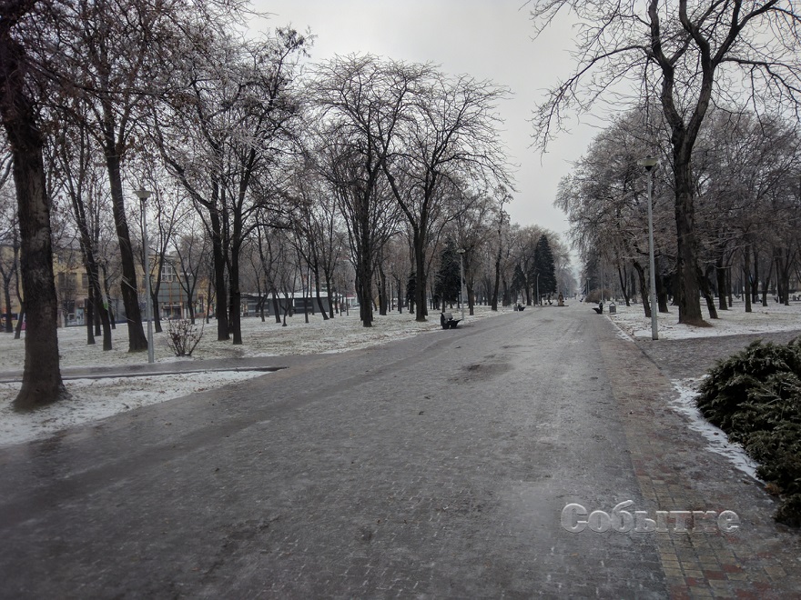 Обледенелые улицы
