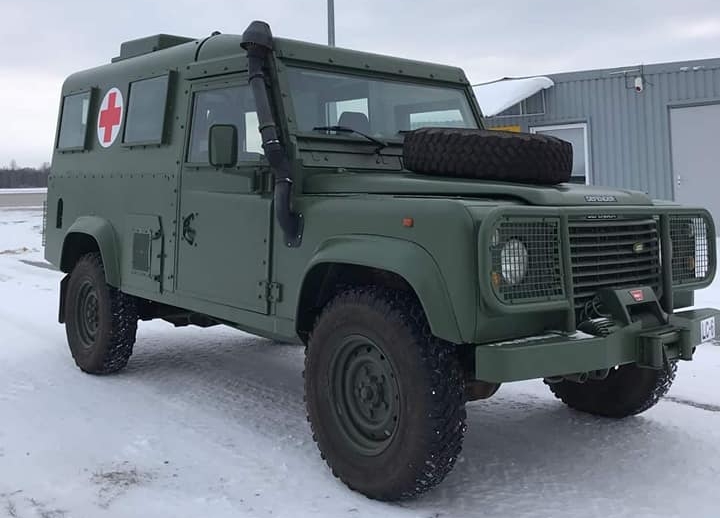 Land Rover Defender