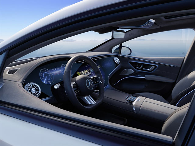 Mercedes EQS