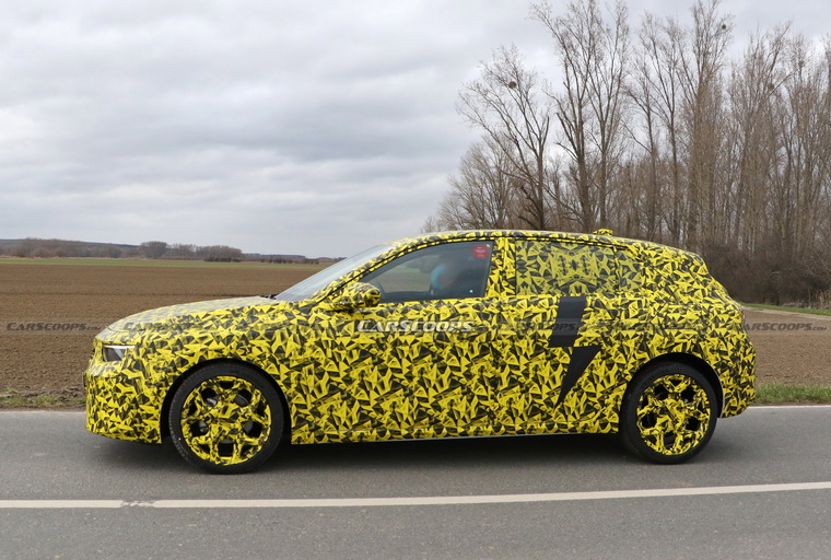 Opel Astra 2022