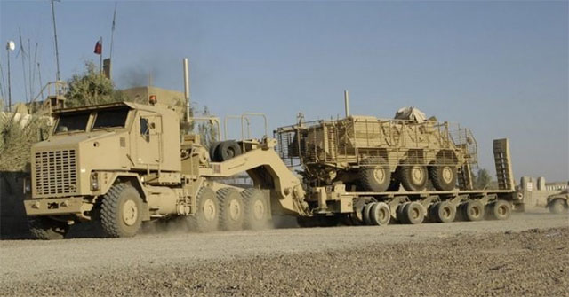 Oshkosh M1070