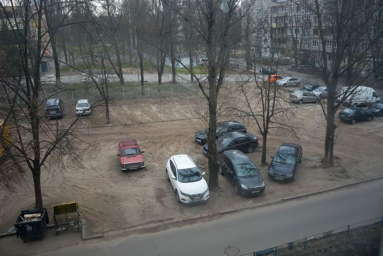 Парковка во дворах