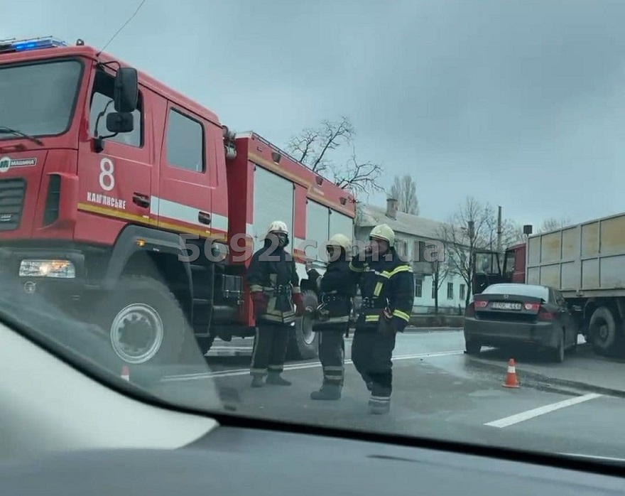 Авария на Юбилейном проспекте в Каменском