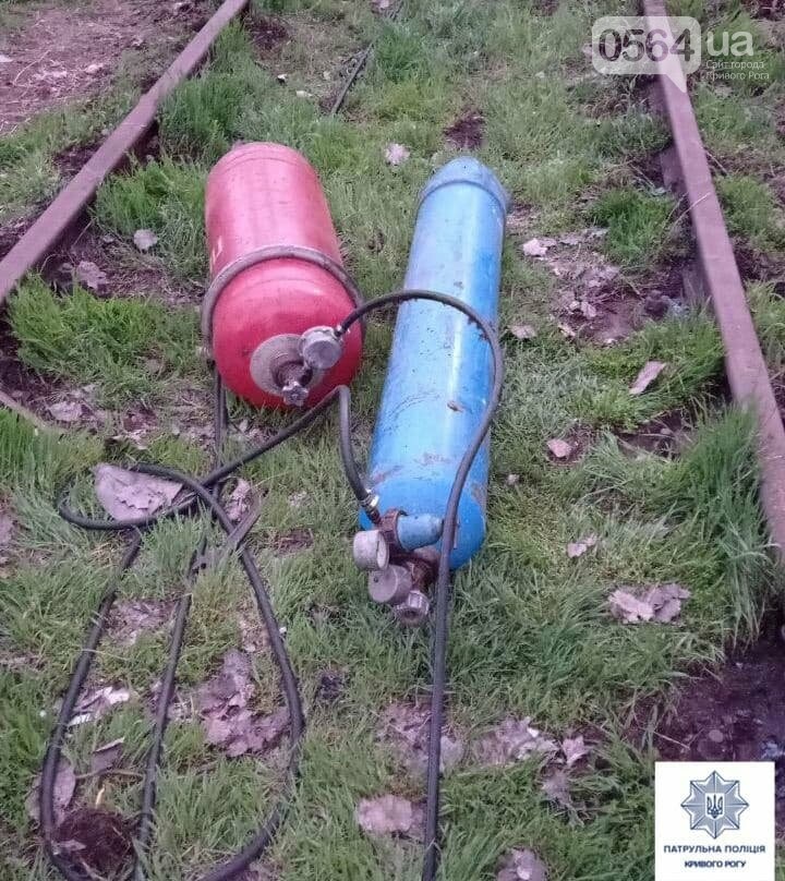 В Кривом Роге воры разбирали на части железную дорогу