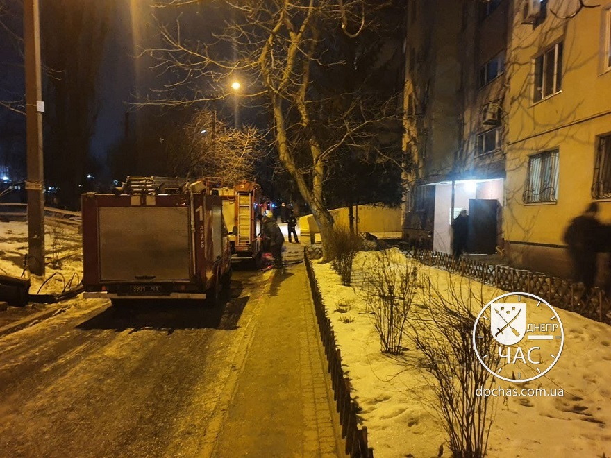 Пожар в многоэтажке на Тополе