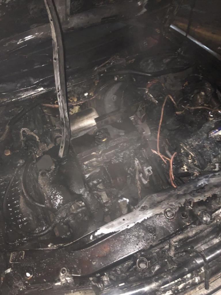 В Кривом Роге на ходу загорелся автомобиль
