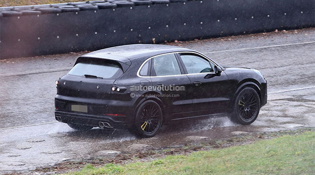 Porsche Cayenne 2022