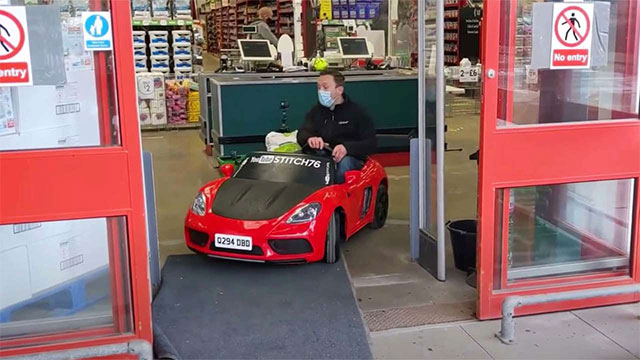 Детский автомобиль
