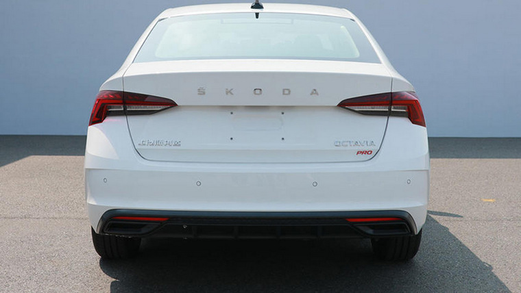 Skoda Octavia A8 