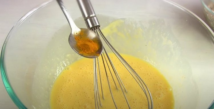 Что приготовить на Пасху: сырный рулет с курицей быстро и просто