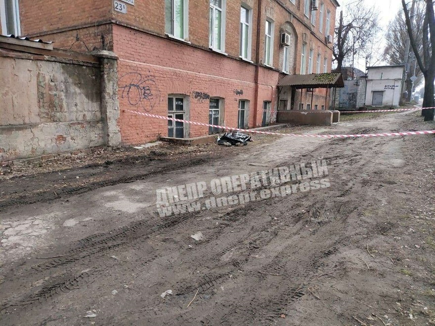 Возле школы умер мужчина