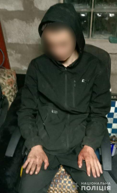 Под Киевом подросток жестоко убил отчима