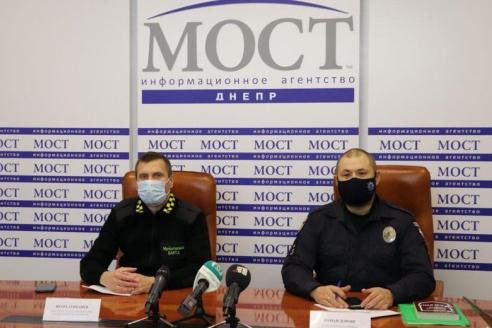 Правопорядок під час виборів у Дніпрі забезпечуватимуть представники поліції та муніципальної варти, та що загрожує порушникам за скуповування голосів виборців