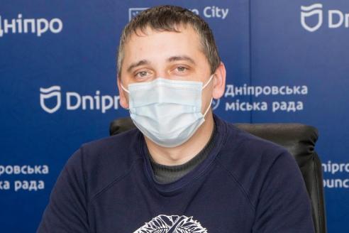 Виборці Дніпра до вечора їздитимуть громадським транспортом безкоштовно
