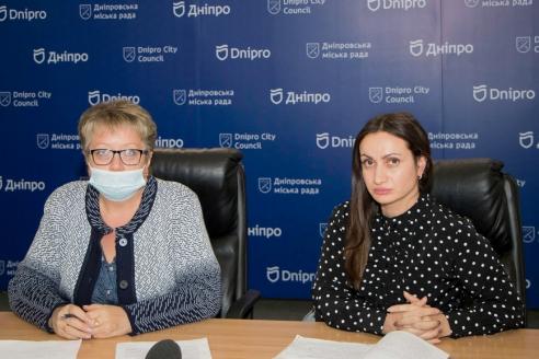 Дніпряни радіють комфортним та затишним поліклінікам