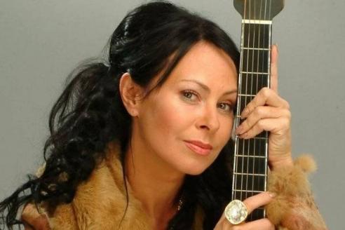 Марина Хлебникова тяжело пострадала при пожаре в своей квартире