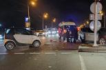 В Днепре дорогу не поделили две легковушки: водителя госпитализировали