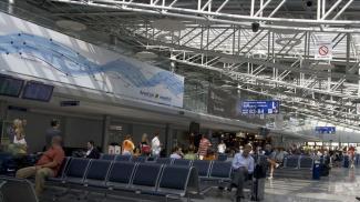 В "Борисполе" не пустили десятки украинских туристов на рейс в ОАЭ