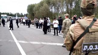 Паломники-хасиды не оставляют попыток попасть в Украину через Беларусь - видео