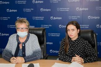 Дніпряни радіють комфортним та затишним поліклінікам
