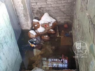 В Каменском подвал многоэтажки трое суток заливало кипятком