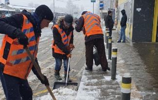 Уборка снега в Днепре