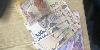 На Днепропетровщине мужчина притворился соцработником и украл у пенсионерки 70 тысяч гривен