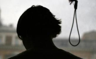 На Днепропетровщине пропавшую несовершеннолетнюю девушку нашли повешенной в заброшенном доме