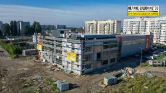 В Слобожанском возводят новый спорткомплекс