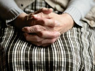 В больнице Каменского скончалась пенсионерка с травмами головы