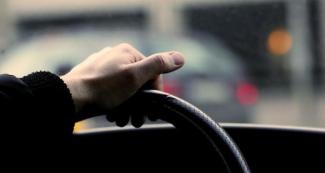 В Одесской области в авто нашли чиновника со вскрытыми венами