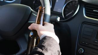 В Днепре пьяный автомобилист спровоцировал ДТП и пытался откупиться взяткой