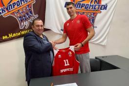 Липовый подписал контракт с &amp;quot;Прометей&amp;quot;