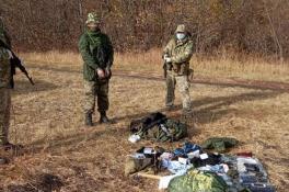 На границе россиянин в камуфляже попросил убежища в Украине