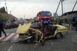 Отвлекся: на Днепропетровщине автобус въехал в легковушку