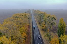 В Киевской области ремонтируют несколько трасс одновременно: фото