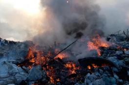 На Днепропетровщине загорелся полигон бытовых отходов
