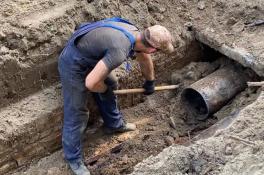 В Днепре на Хмельницкого проводят замену изношенных теплотрасс