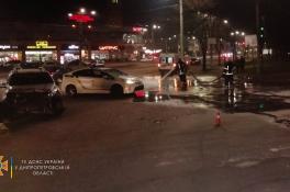 В центре Кривого Рога дорогу не поделили два авто: есть пострадавшие